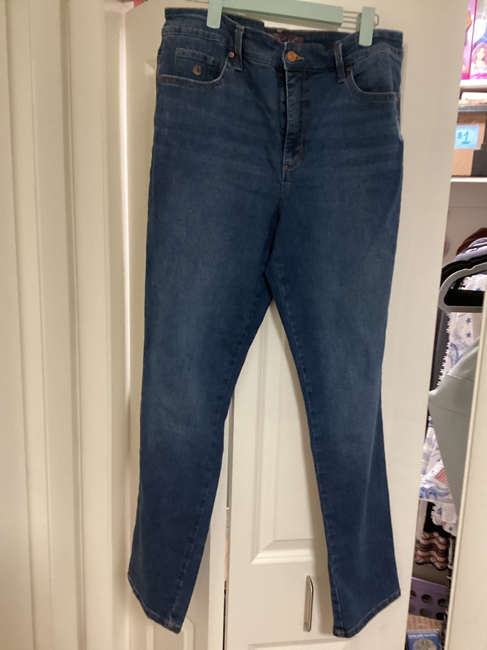 Gloria Vanderbilt Sz 12 Amanda 2.0 slim leg jean